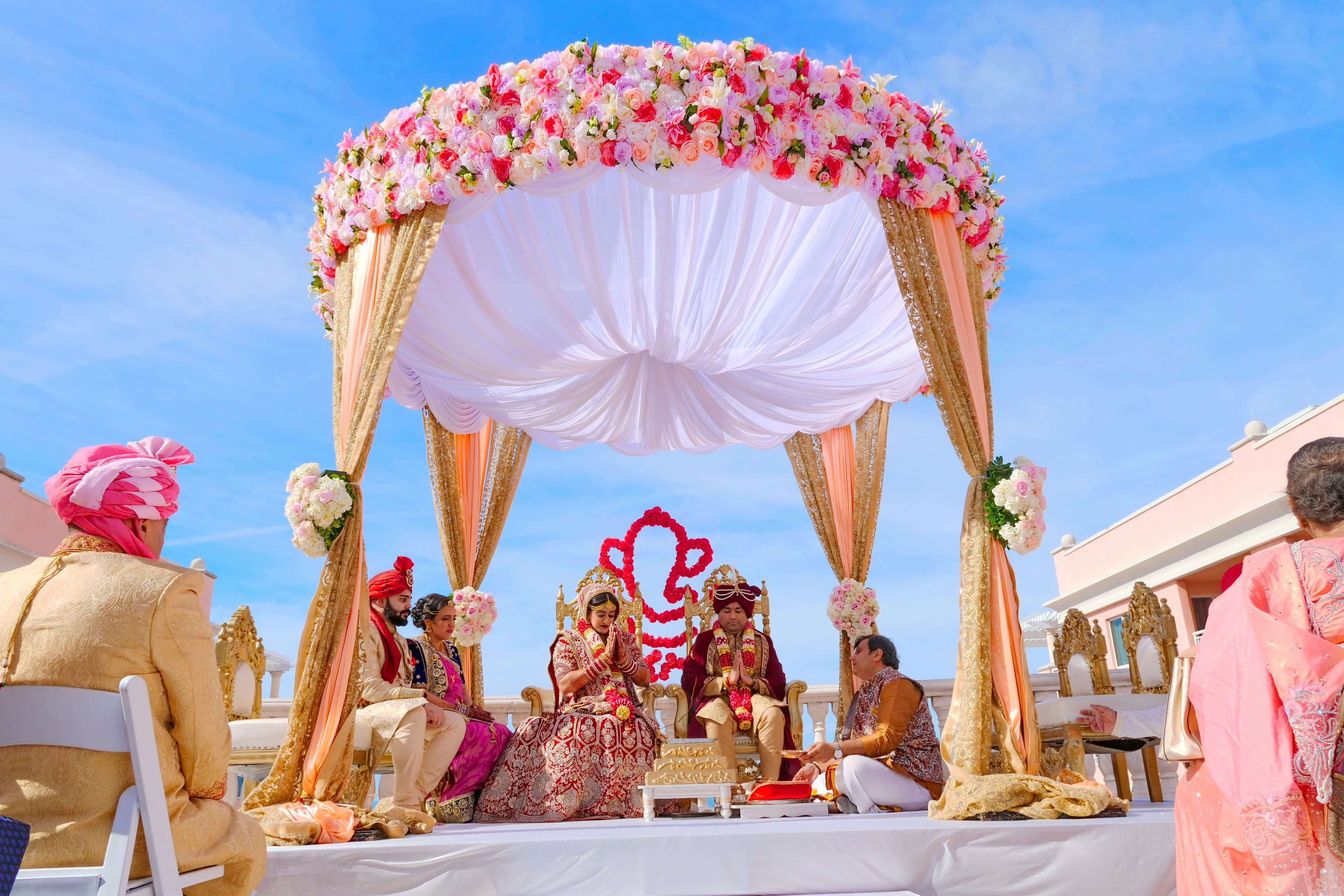 Traditional Indian wedding mandap decoration by Thoranam Decor